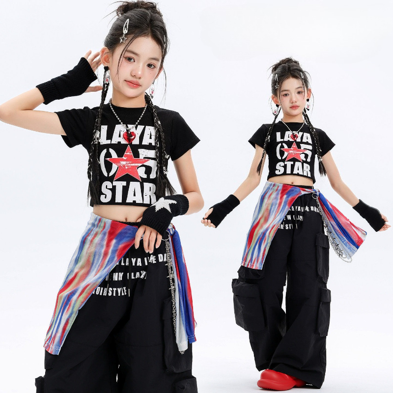 Street Fashion Outfit Girl - ชุดฮิปฮอปสำหรับสาวๆ ชุดเต้นสตรีทแฟชั่น เสื้อยืดสีดำ กางเกงขาบาน ชุดแสดงสุดเท่ ชุดสำหรับการแสดงบนเวที