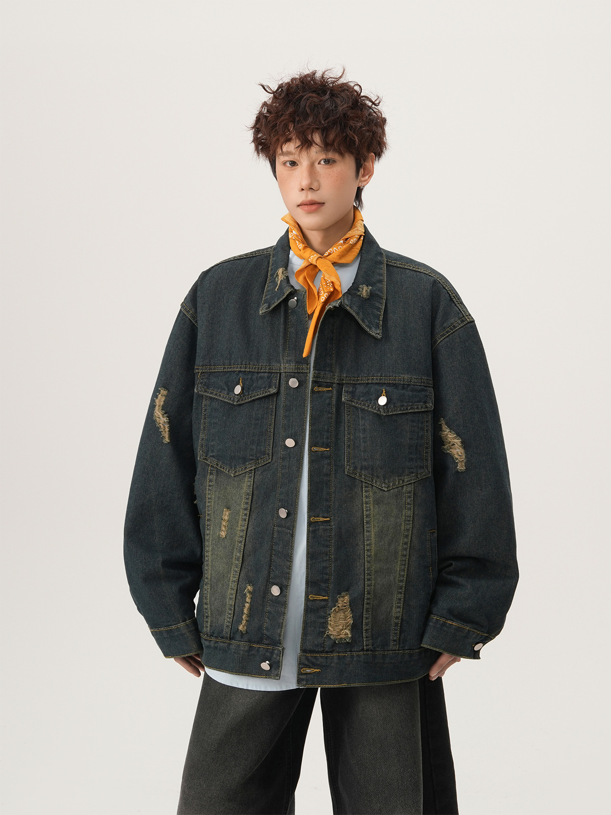 แจ็คเก็ตยีนส์ขาดสไตล์อเมริกัน  - Street Fashion American บทวิจารณ์และราคา
