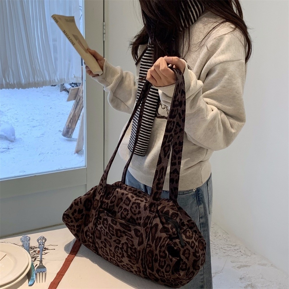 กระเป๋าถือหนังกลับแฟชั่นลายเสื - Tote Bag Canvas Print บทวิจารณ์และราคา